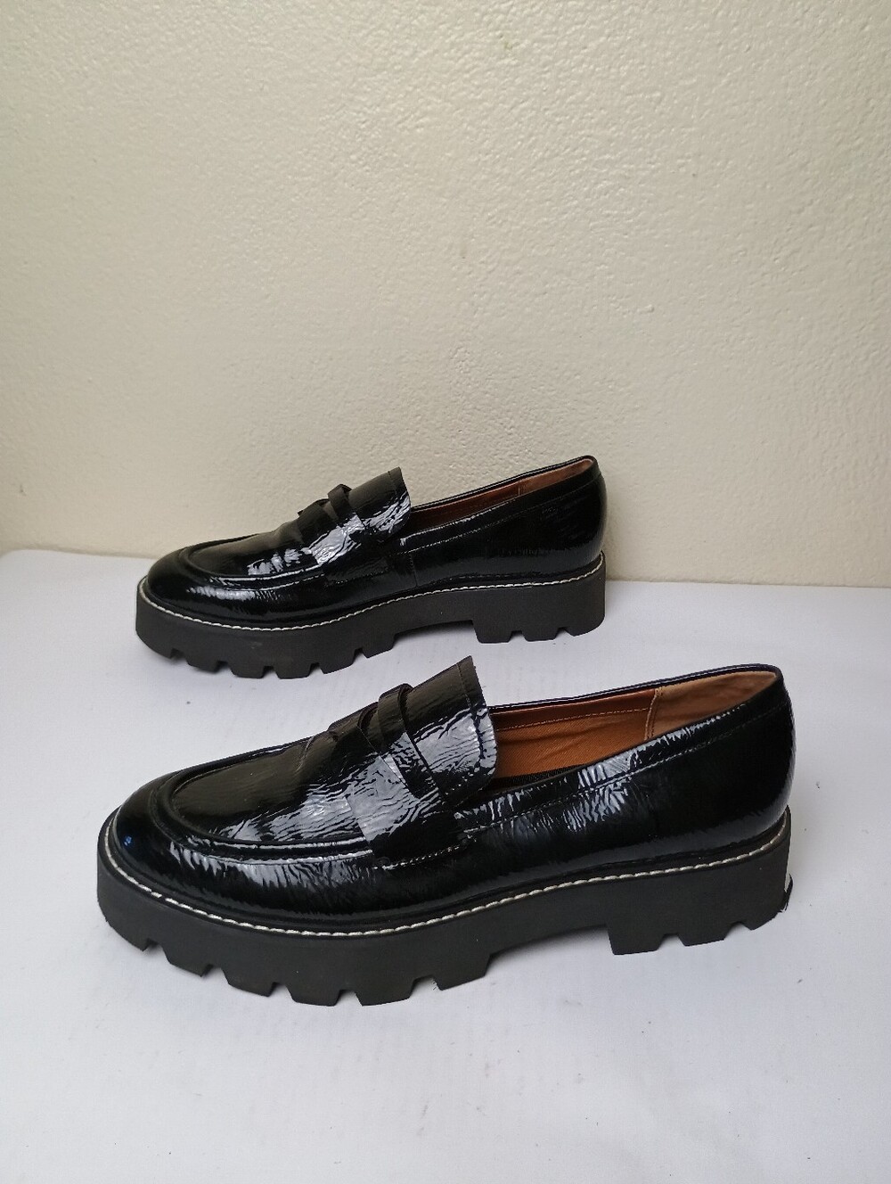Franco Sarto Balin 9M Black Lug-Sole Penny Loafers Crinkle Faux-patent Glossy